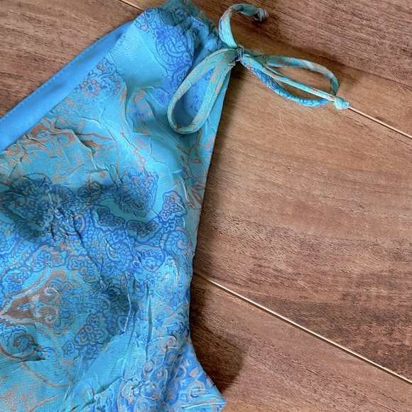 Beautiful Bohemian Design Dress - Picture 4 of 16